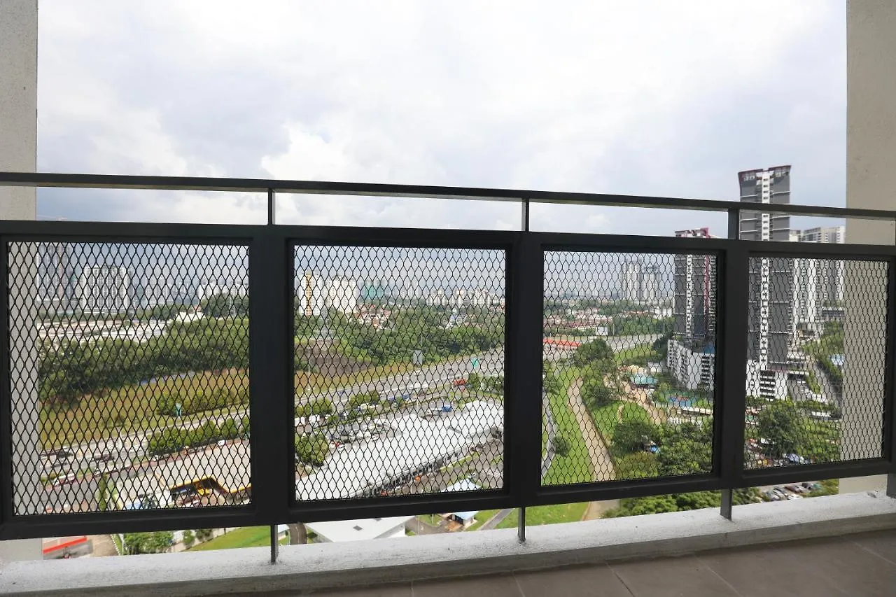 3-Bedroom W Pool 8 Pax @ Bukit Oug Kuala Lumpur
