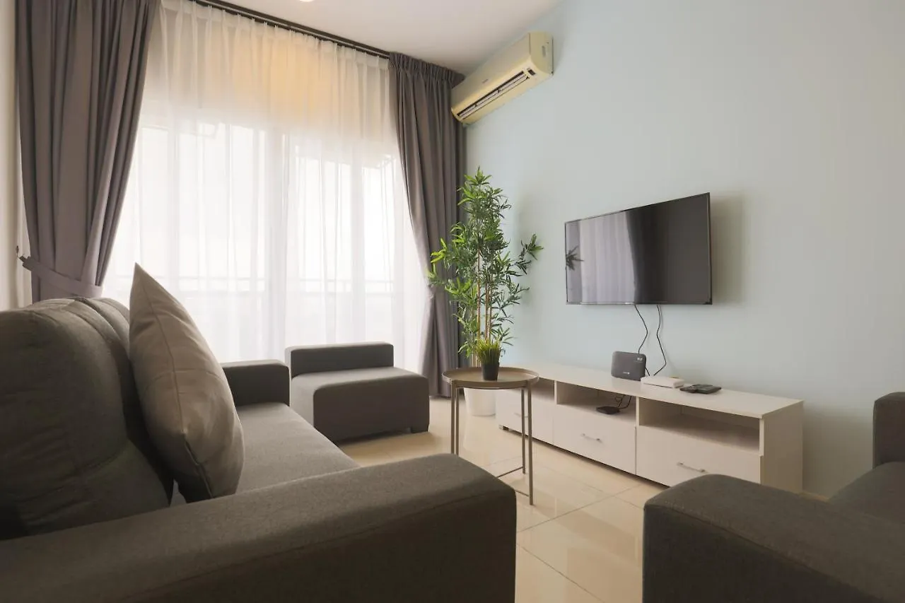 Apartment 3-Bedroom W Pool 8 Pax @ Bukit Oug Kuala Lumpur