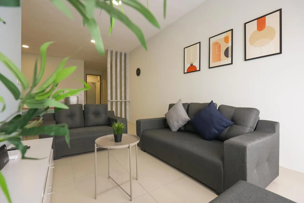 3-Bedroom W Pool 8 Pax @ Bukit Oug Kuala Lumpur Apartment