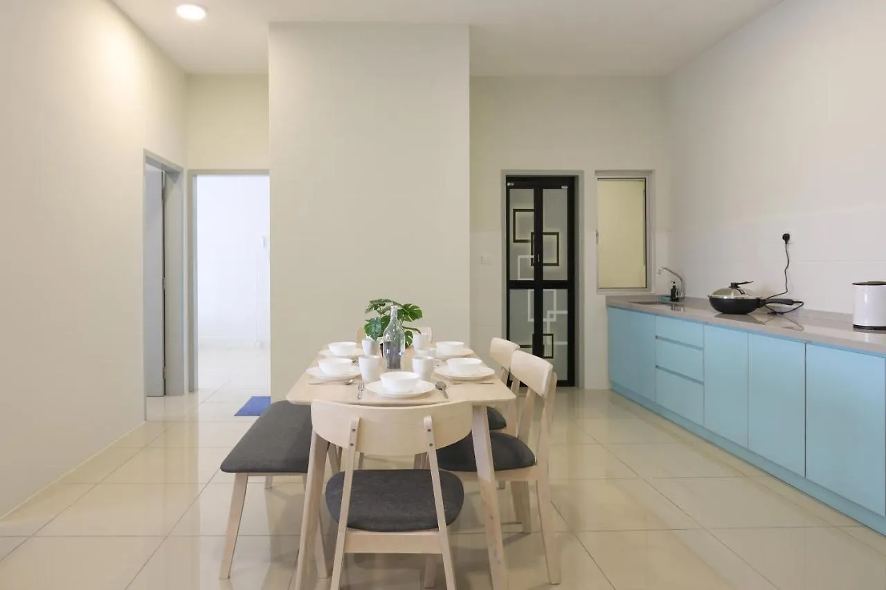 Apartment 3-Bedroom W Pool 8 Pax @ Bukit Oug Kuala Lumpur Malaysia